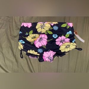Victoria’s Secret PINK gym to swim shortie